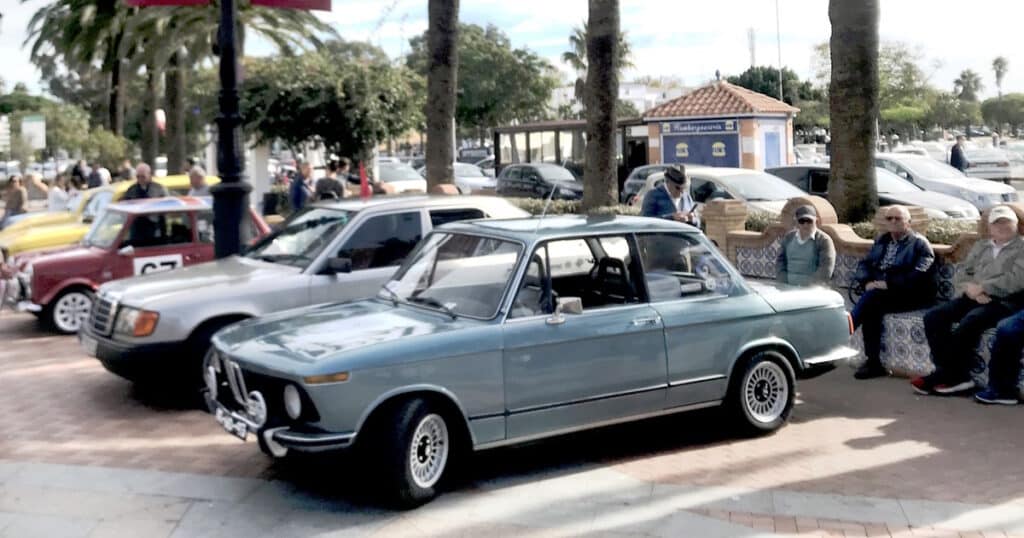 Automóveis clássicos em Santo Estêvão