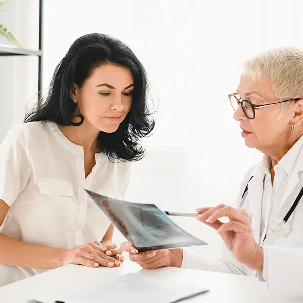 Campanha em esplanadas do Algarve e redes sociais para sintomas do cancro do pulmão
