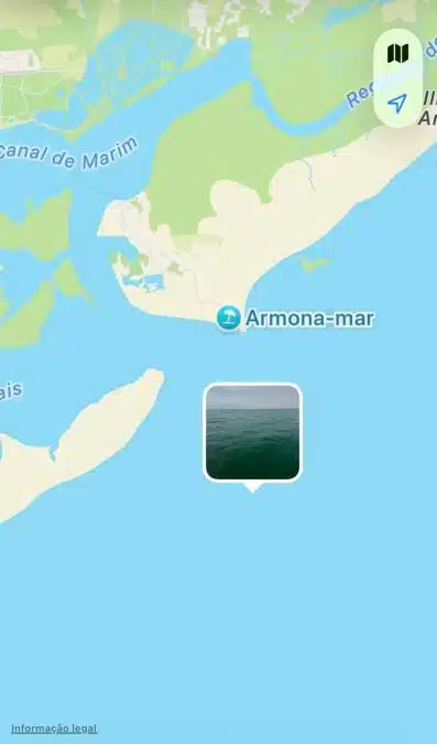 Destroços de draga sem sinalização na barra de Armona