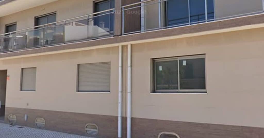 Há dezenas de apartamentos devolutos em Vila Real de Santo Antonio.