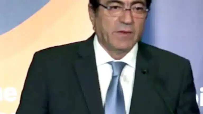 João Castel-Branco Goulão recebe título de Doutor Honoris Causa da Faculdade de Medicina de Lisboa